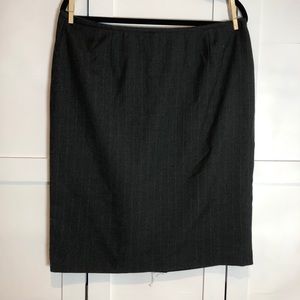 Calvin Klein pinstriped pencil skirt - size 14